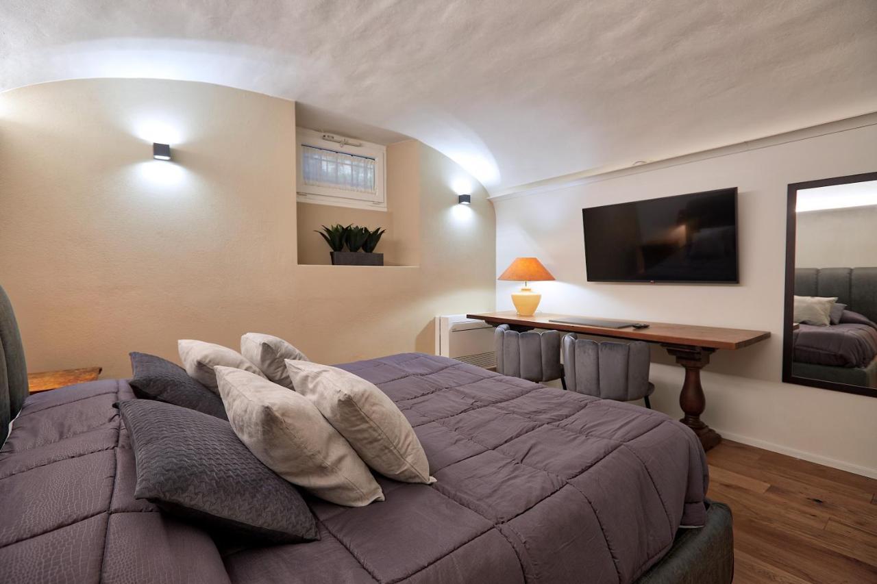 Palazzo Testa - Locazione Turistica Bed & Breakfast *