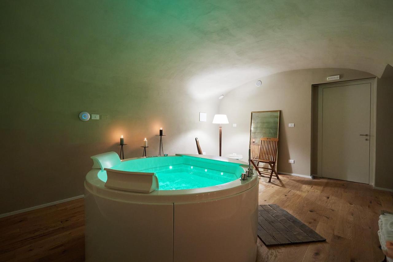 Palazzo Testa - Locazione Turistica Bed & Breakfast Florence